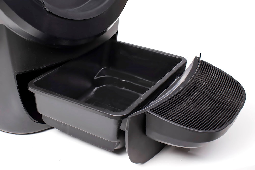 Waste drawer removed without liner