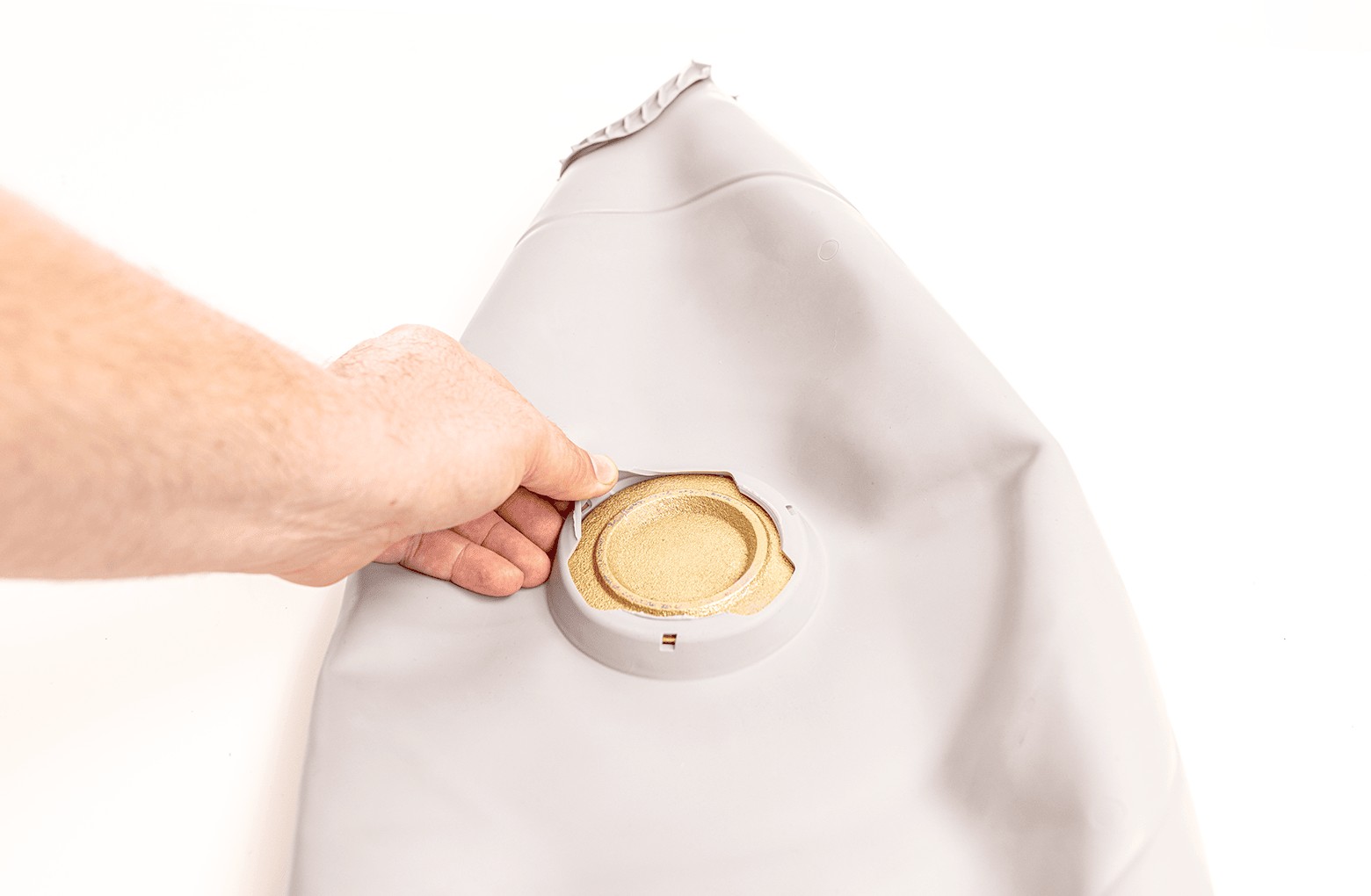 Inserting the liner weight into the new liner