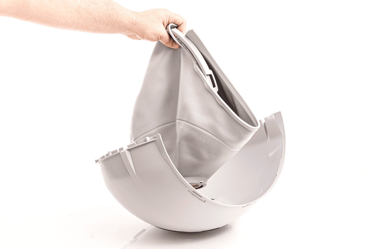 Removing the liner from the globe