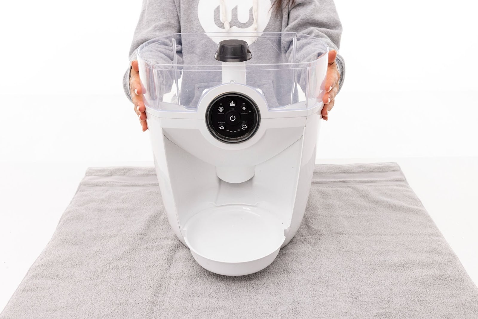 Flipping Feeder-Robot upright